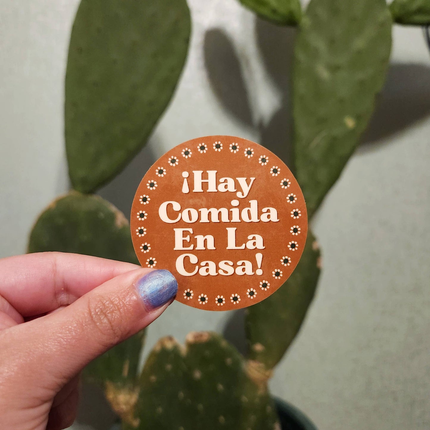 Erica Alfaro Designs - Hay Comida En La Casa Vinyl Sticker