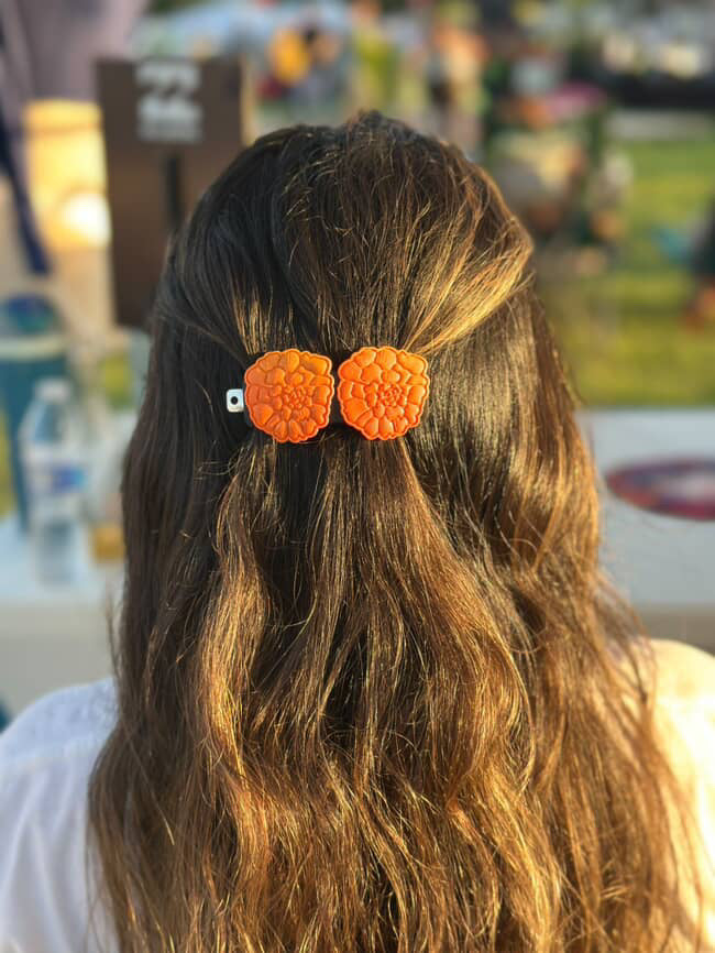 Brown Piña- Cempasuchil Hair Clip