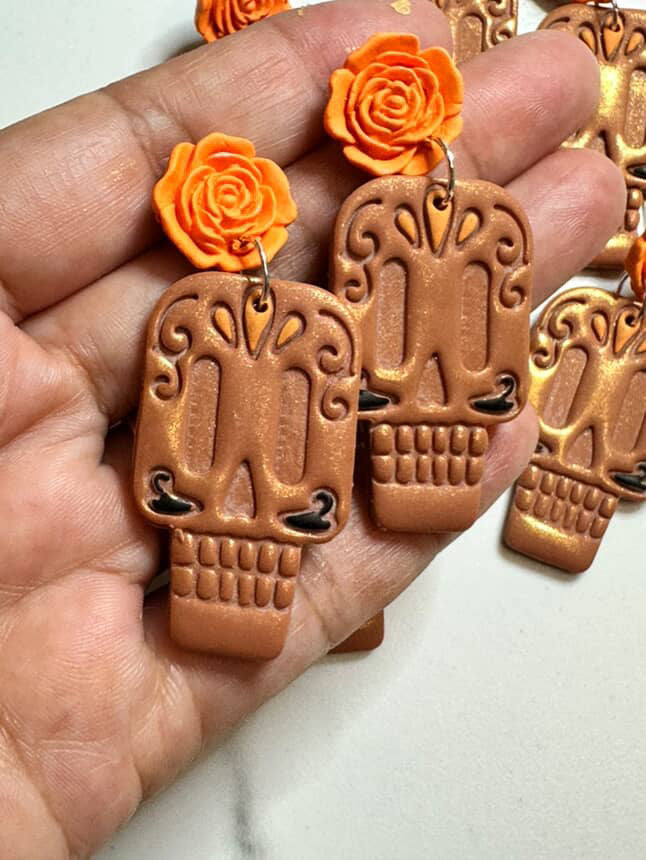 Brown Piña- Calavera Earrings Natural
