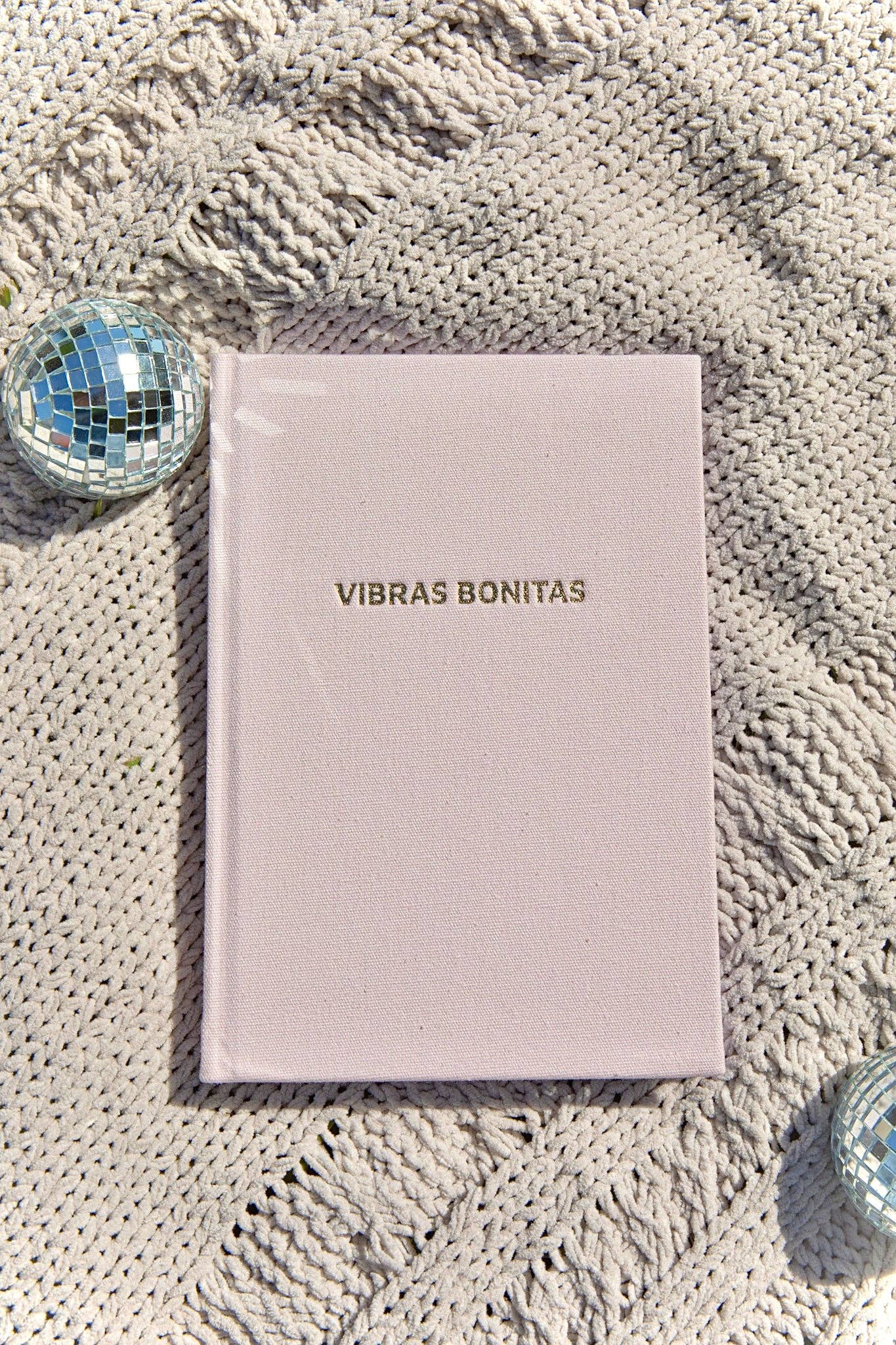 Jen Zeano Designs - Vibras Bonitas Bullet Journal