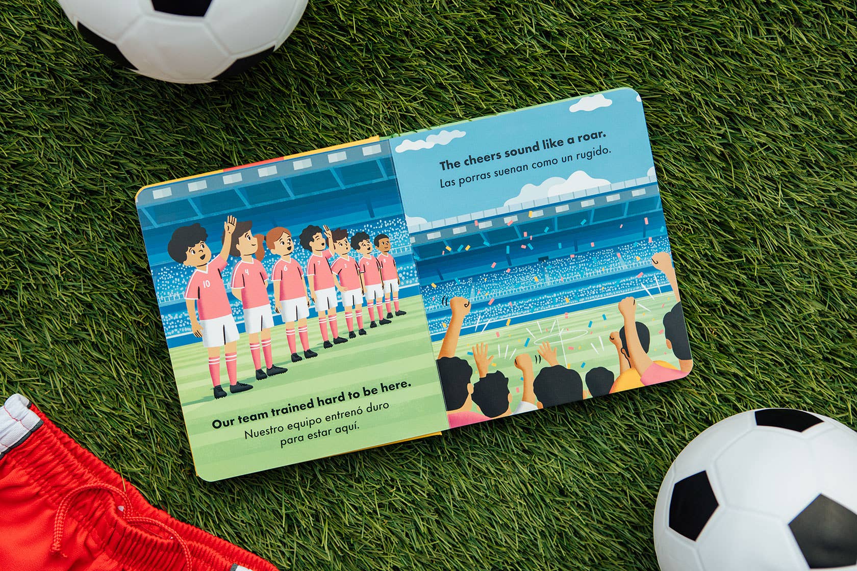 Blue Star Press - ¡GOOOOL! A Bilingual Book of Soccer (Board Book)