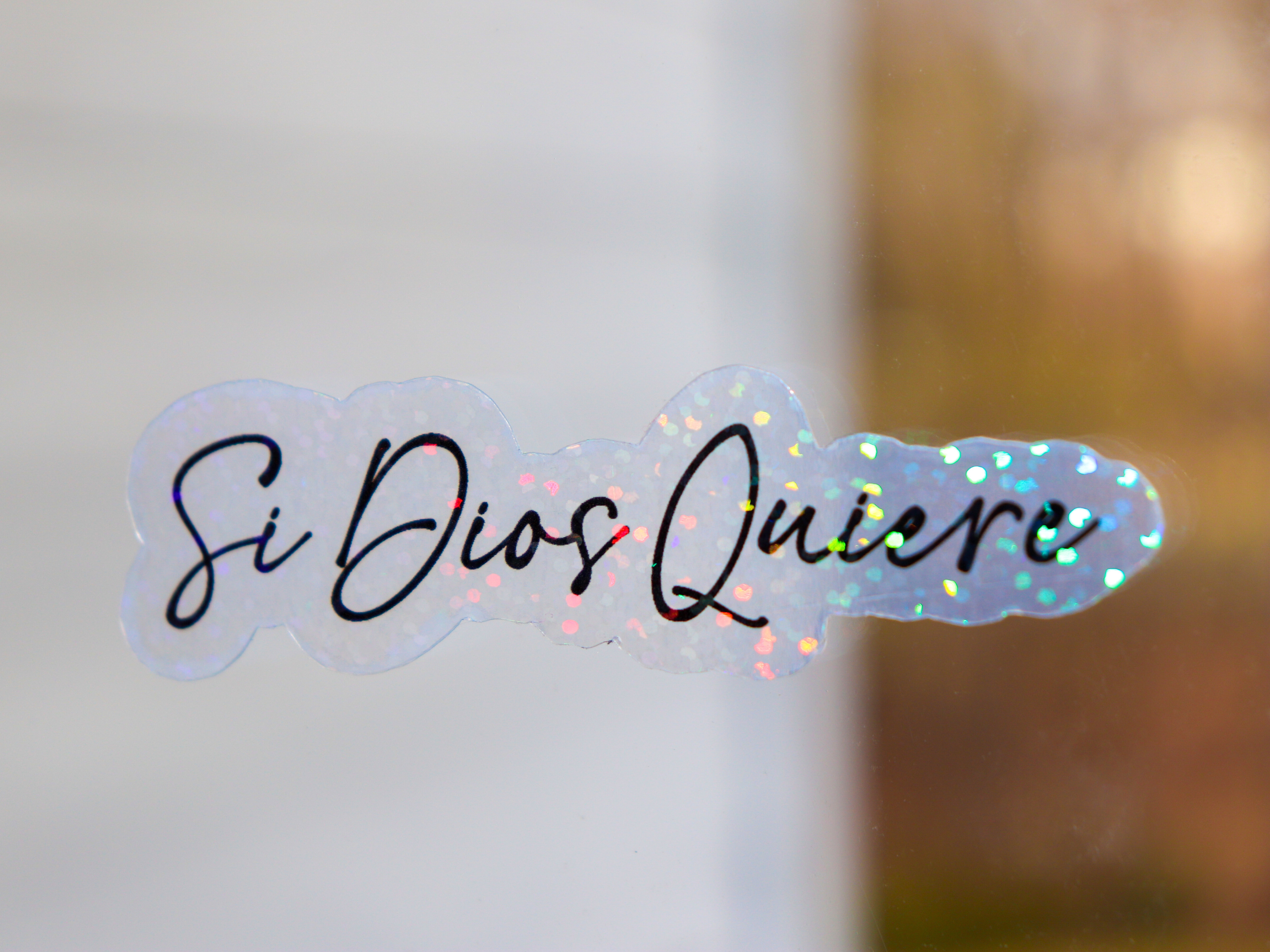 Espyz Studio - Si Dios Quiere Sun Catcher Sticker - Spanish Christian