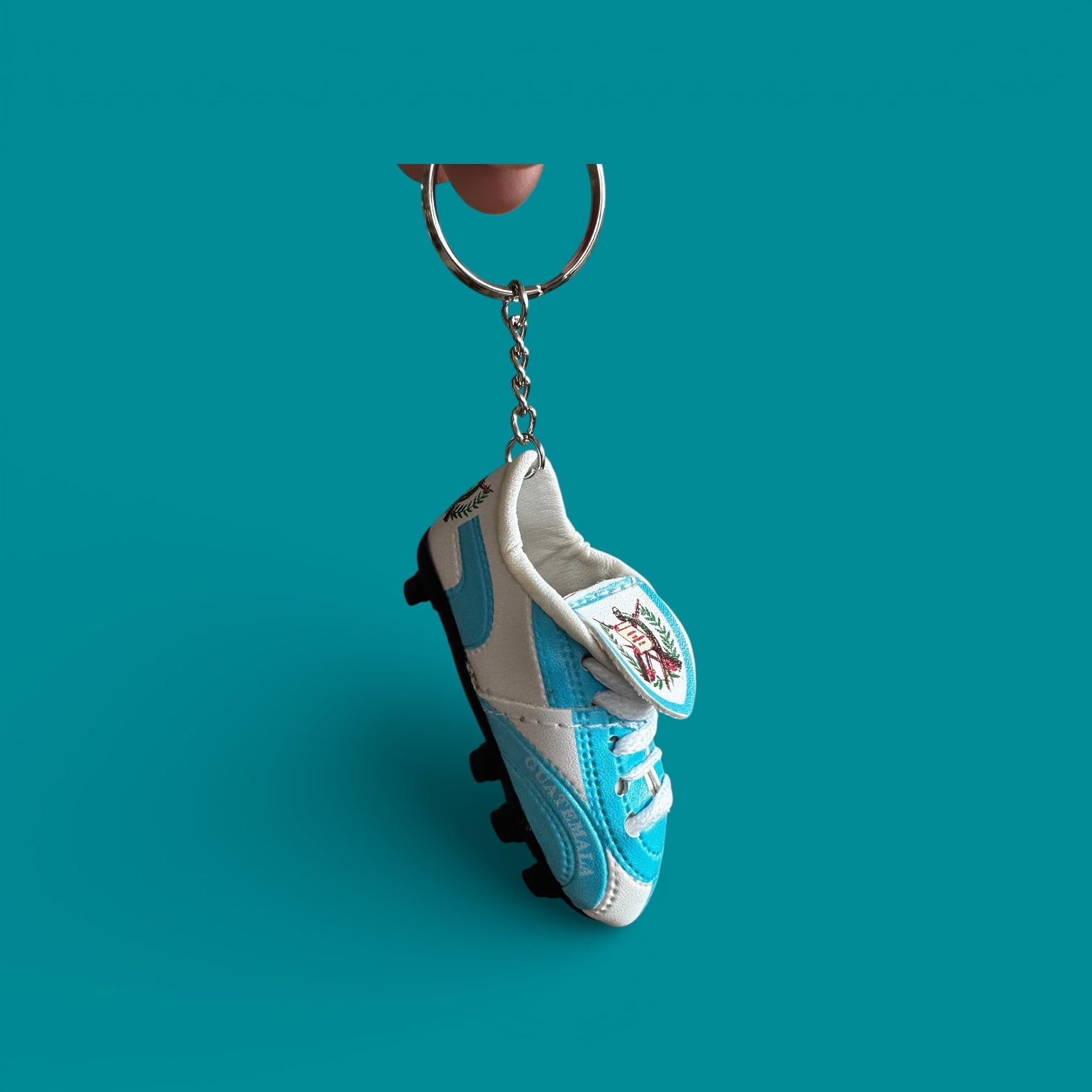 Futbol Cleat Keychain - Guatemala