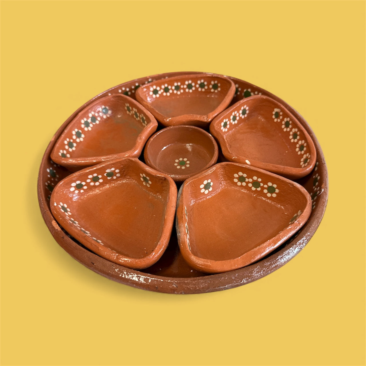 Divided Serving Plate/ Plato Botanero 11.5”