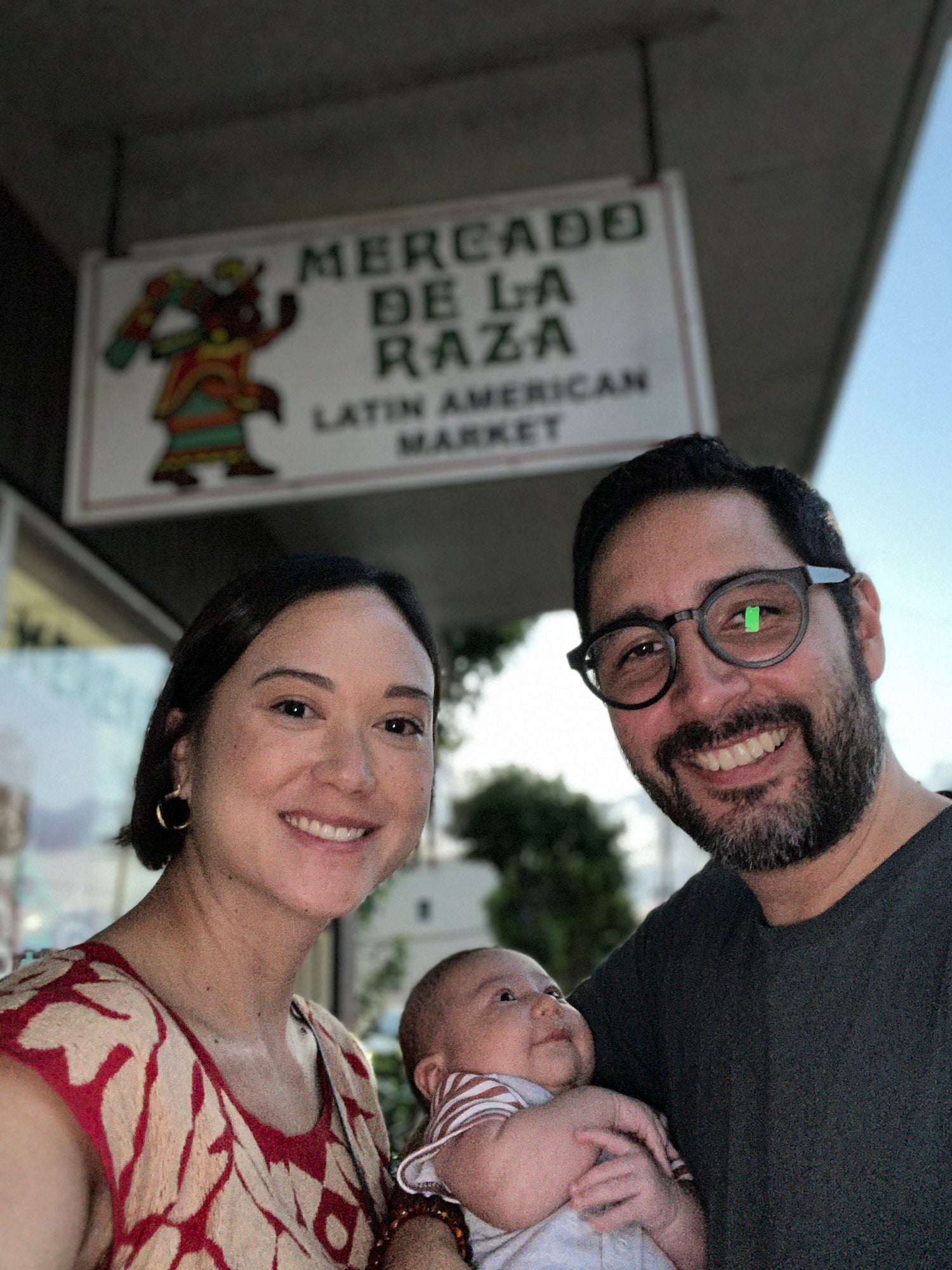 New Raza El Store About Us – Mercado de la Raza