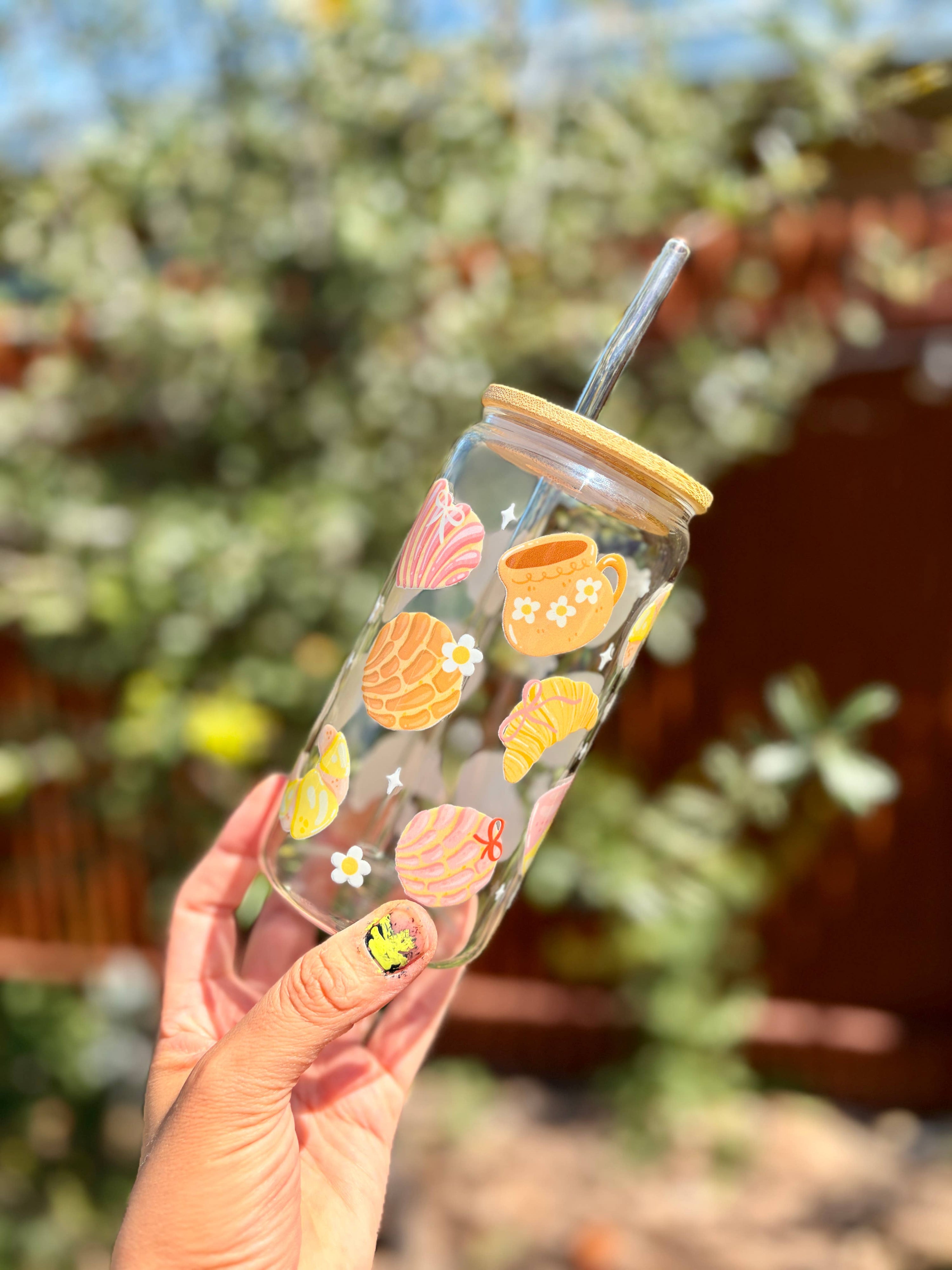 Las Changuis Tianguis - Pan Dulce Libbey Glass Cup – 16oz (Bamboo Lid & Glass Straw)