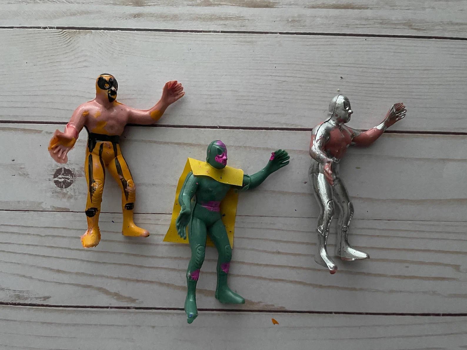 Viva Greetings - Set of 6 Luchador Plastic Toy Wrestlers Mexico
