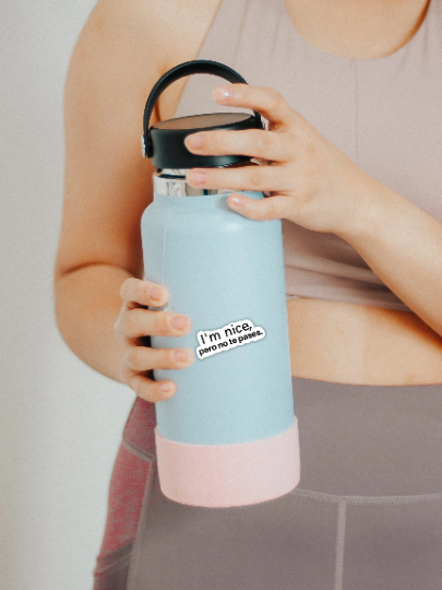 Lalatina Shop - Im nice pero no te pases latina vinyl sticker
