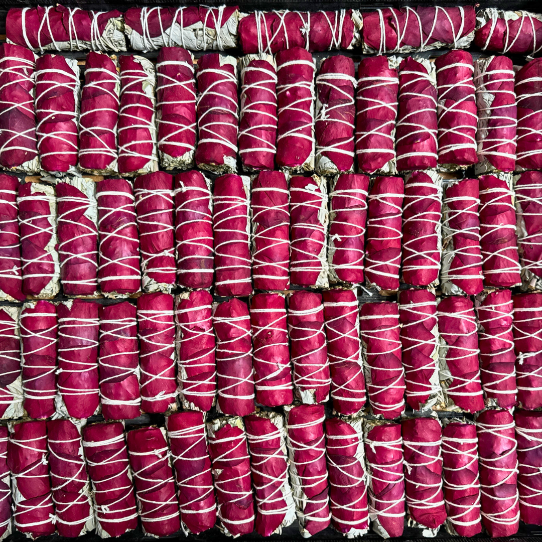 Sarimoire - White Sage Smudge Wands with Red Rose Petals